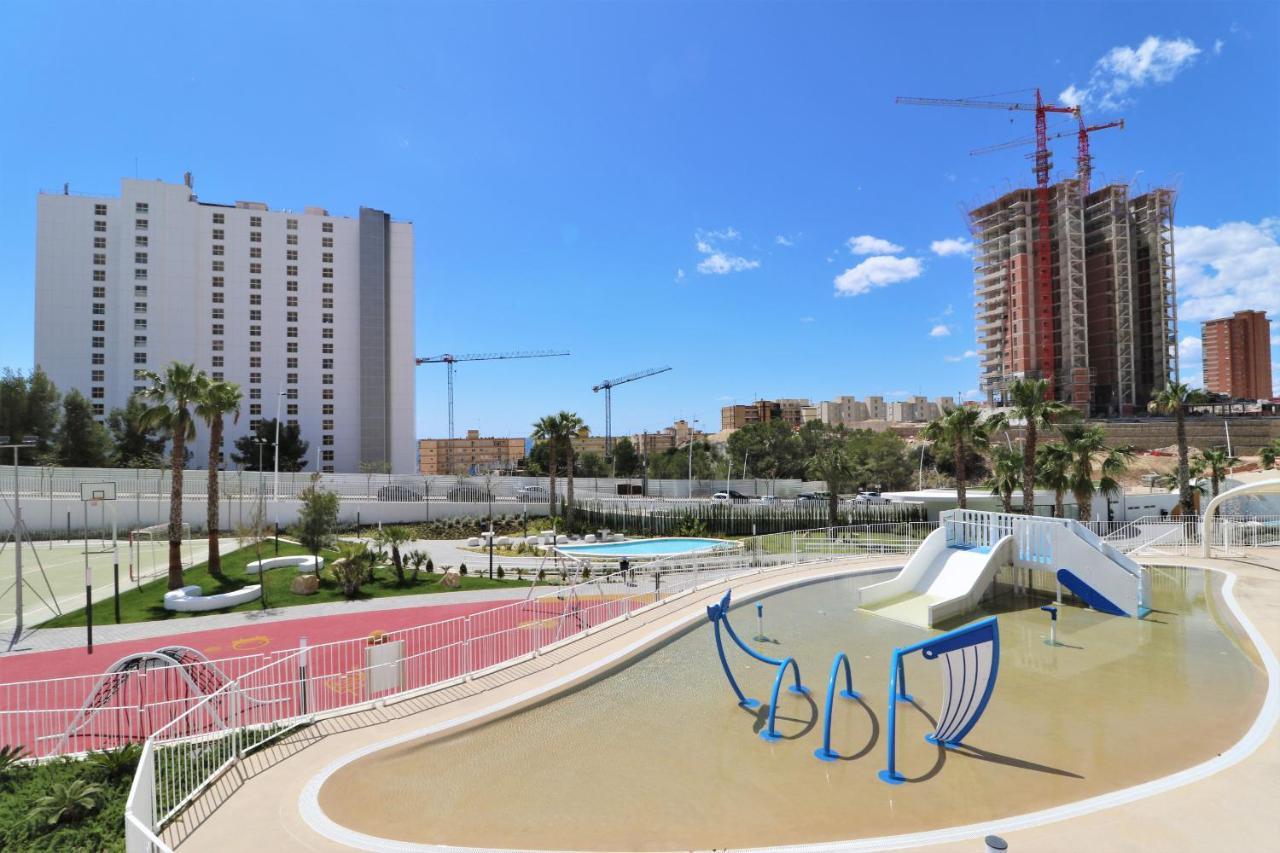 Sunset Waves Deluxe Apartments Poniente Beach Resort 베니돔 외부 사진