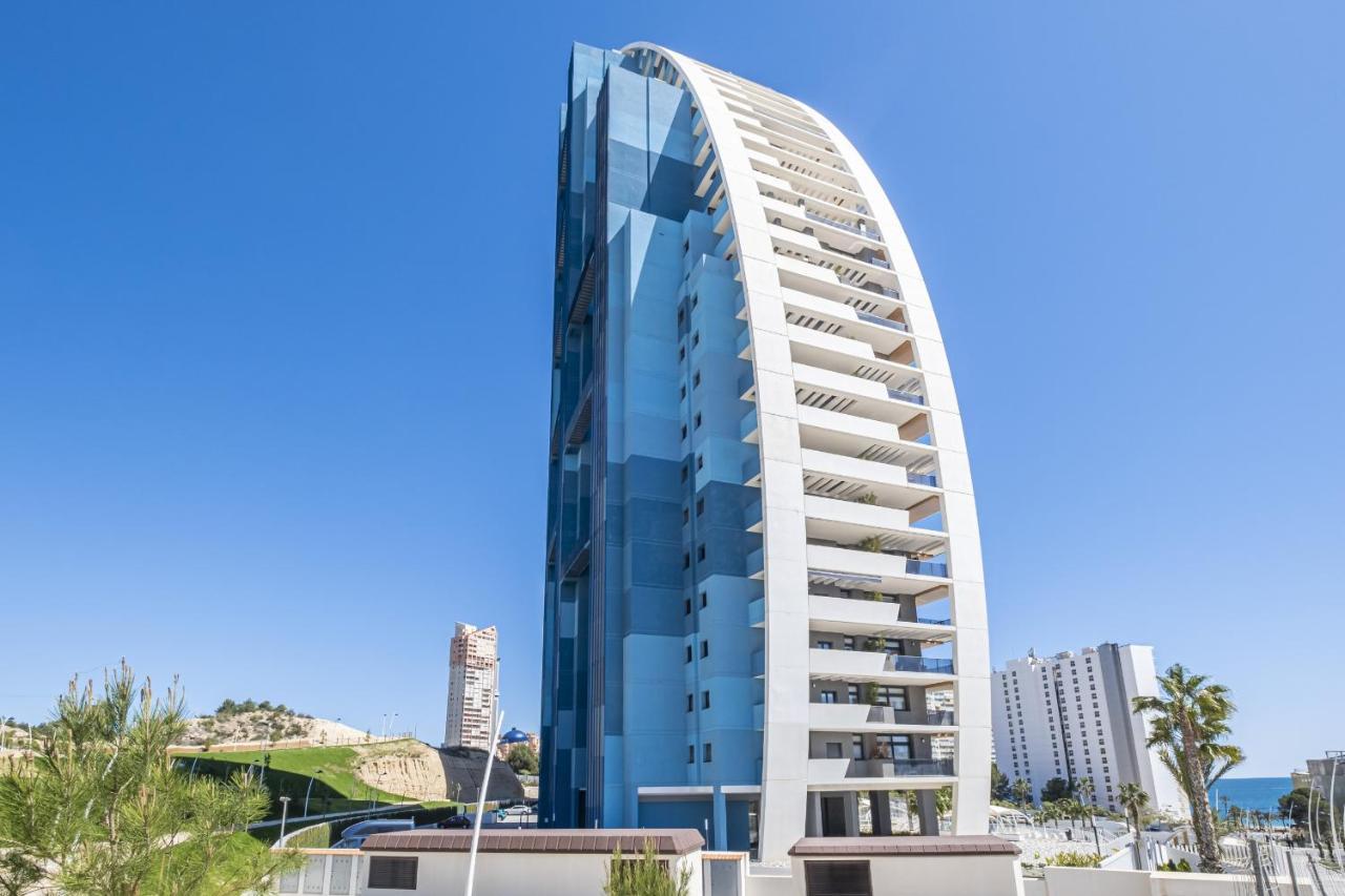 Sunset Waves Deluxe Apartments Poniente Beach Resort 베니돔 외부 사진