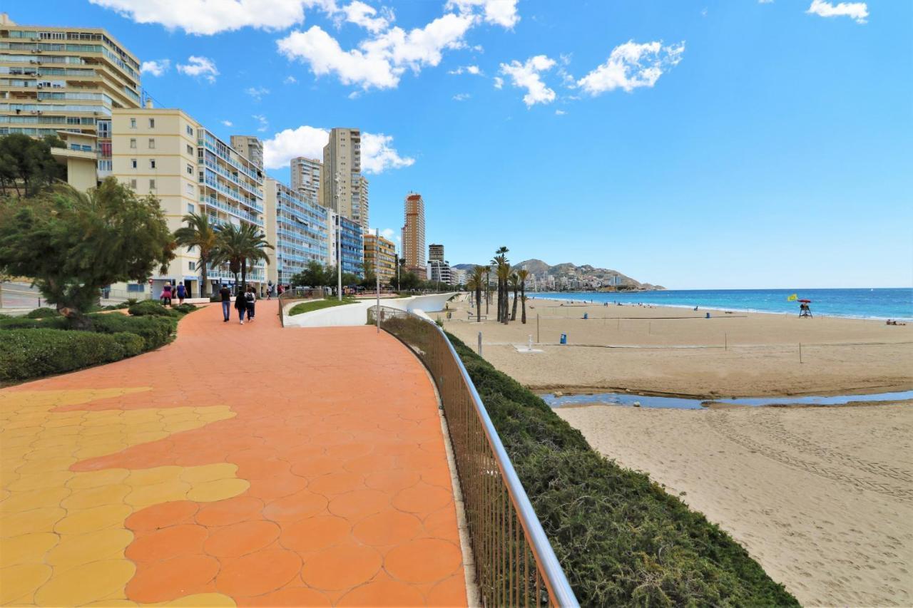 Sunset Waves Deluxe Apartments Poniente Beach Resort 베니돔 외부 사진