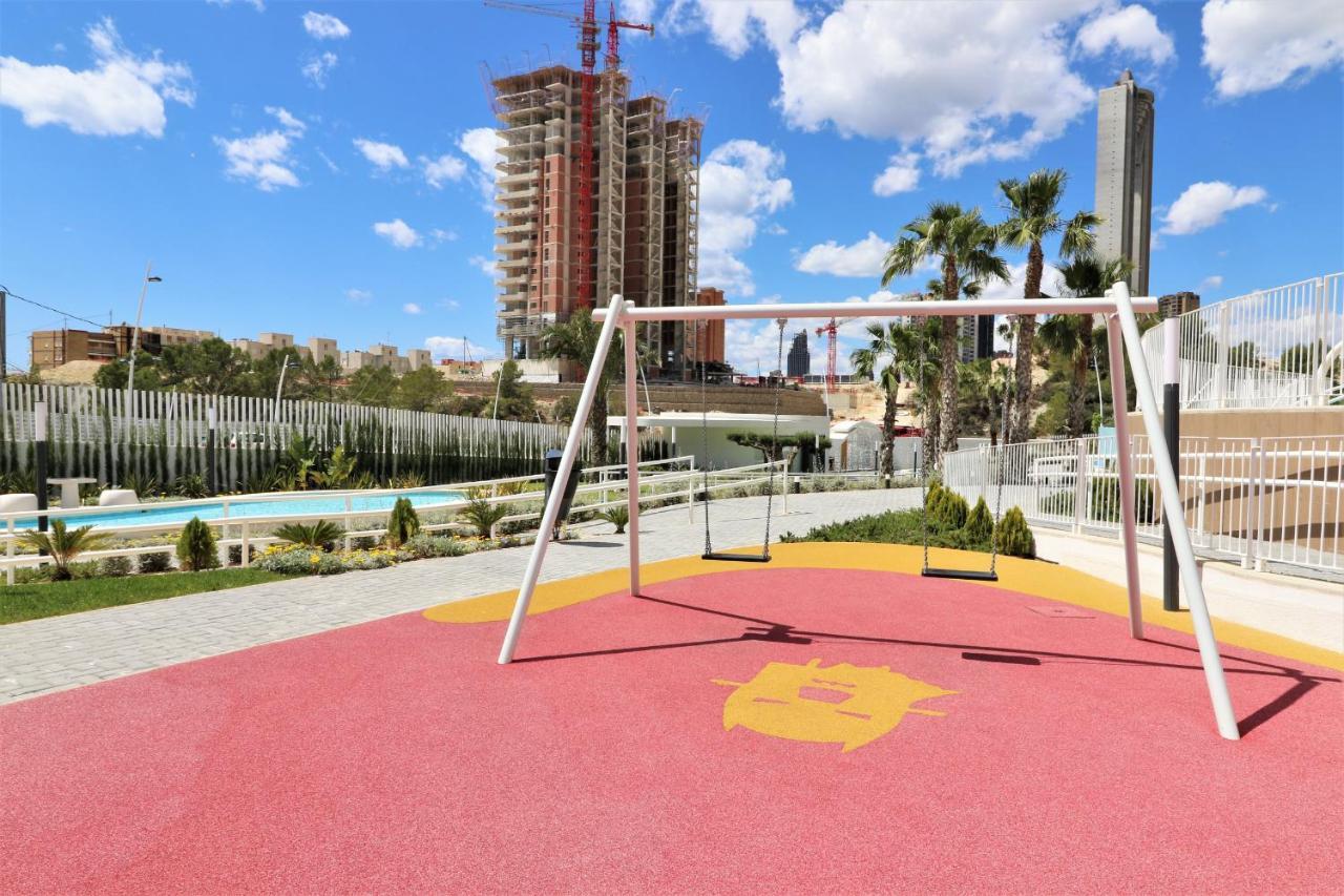 Sunset Waves Deluxe Apartments Poniente Beach Resort 베니돔 외부 사진
