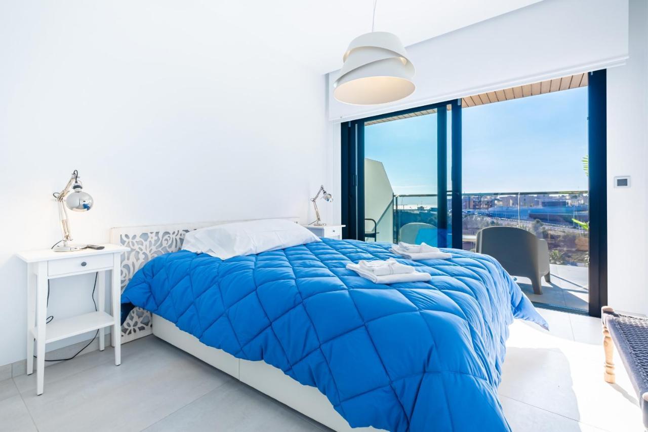 Sunset Waves Deluxe Apartments Poniente Beach Resort 베니돔 외부 사진