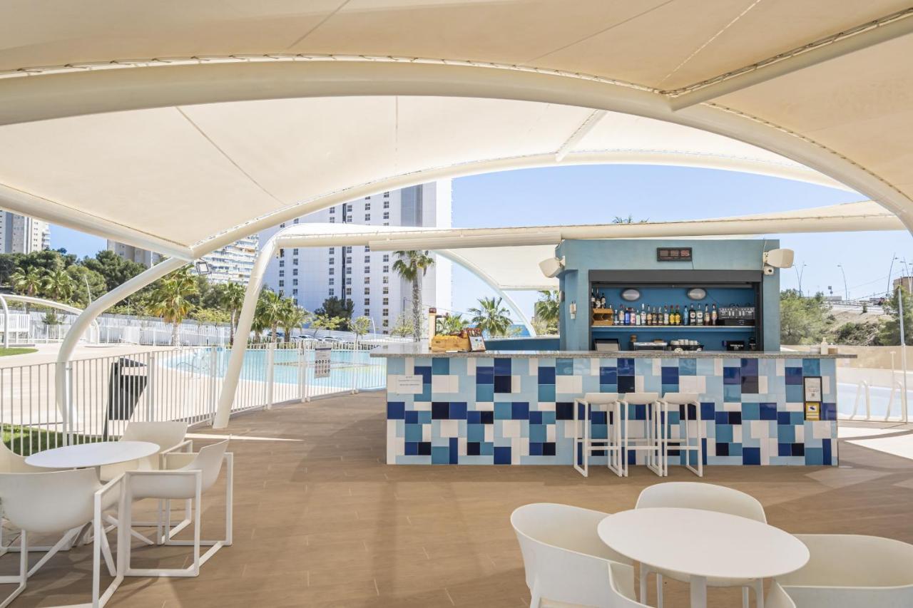 Sunset Waves Deluxe Apartments Poniente Beach Resort 베니돔 외부 사진