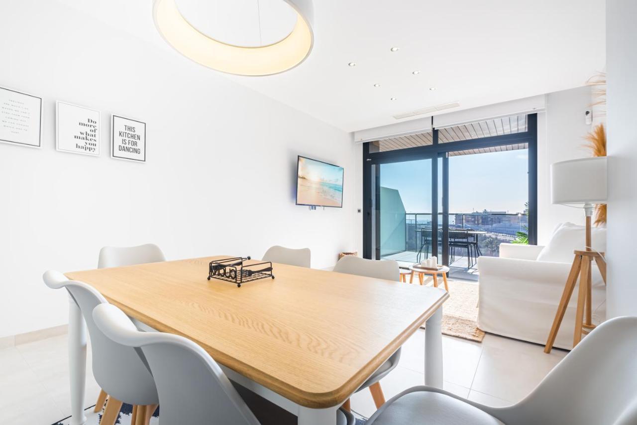 Sunset Waves Deluxe Apartments Poniente Beach Resort 베니돔 외부 사진