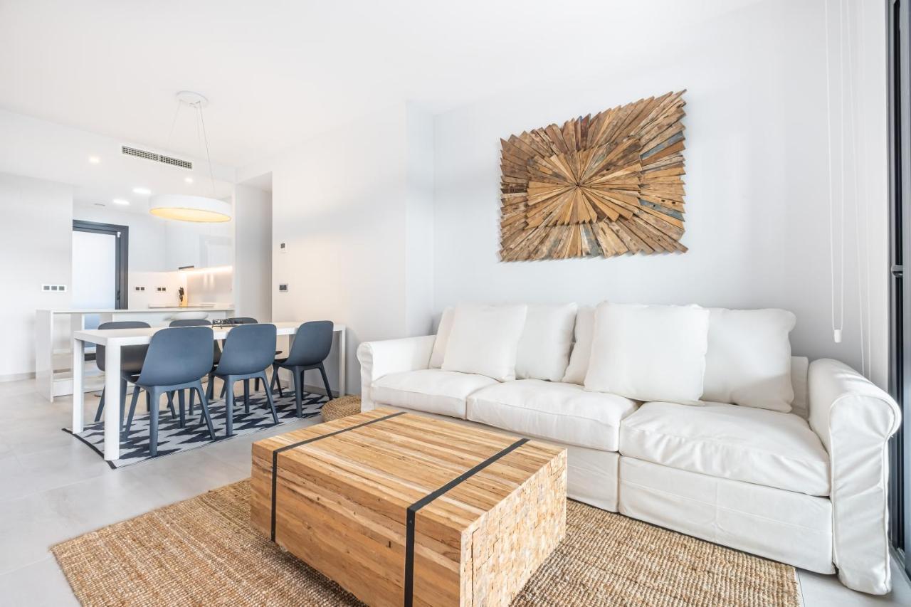 Sunset Waves Deluxe Apartments Poniente Beach Resort 베니돔 외부 사진
